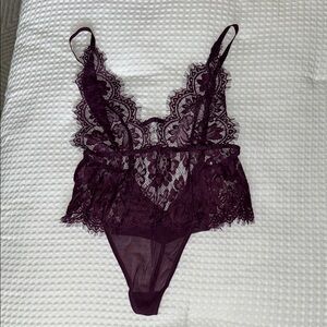 Elegant Lace Bodysuit in Deep Purple